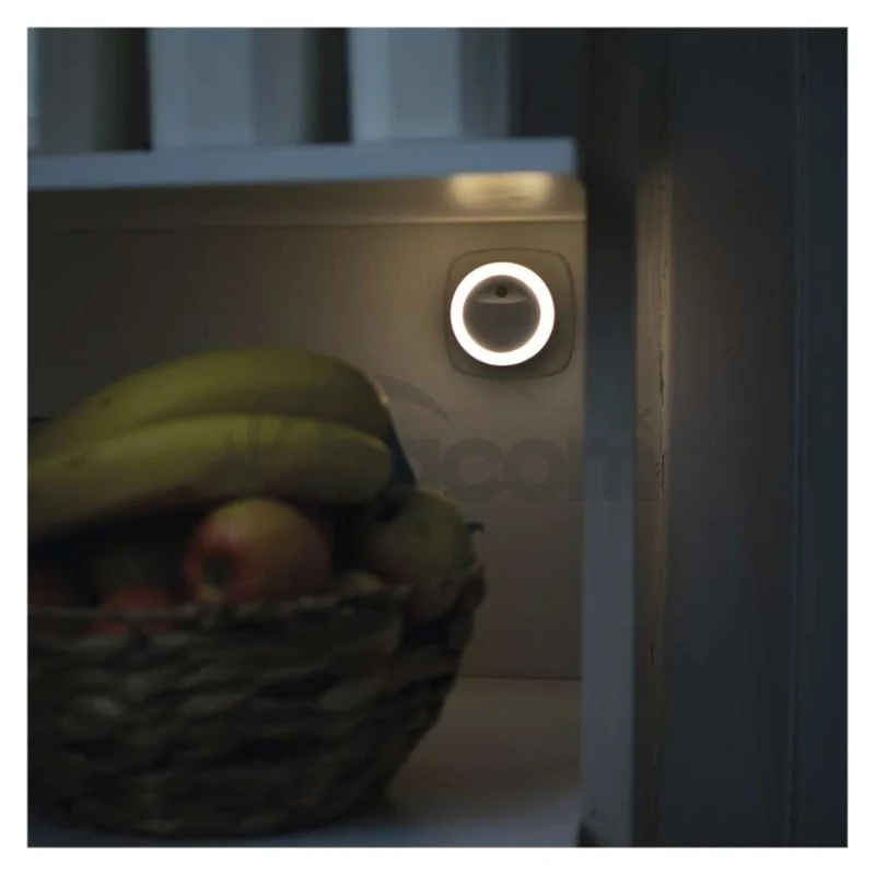LED nočné svetlo P3315 s fotosenzorom do zásuvky