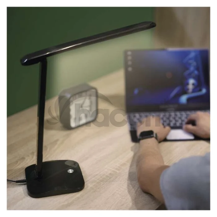 LED stolná lampa CHASE, čierna