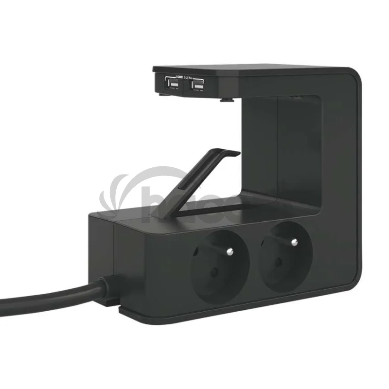 Legrand predlžovací kábel 1,5 m / 4 zásuvky / s USB / čierná / PVC / 1,5 mm2