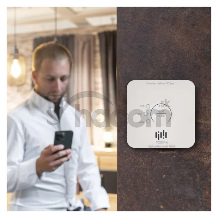 GoSmart detektor oxidu uhoľnatého v miestnosti TCS0101W s WiFi