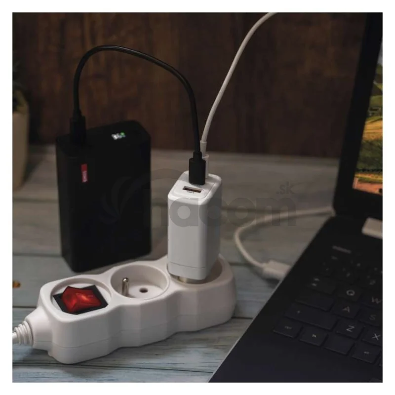 Univerzálny USB adaptér GaN do siete PD 65 W max.