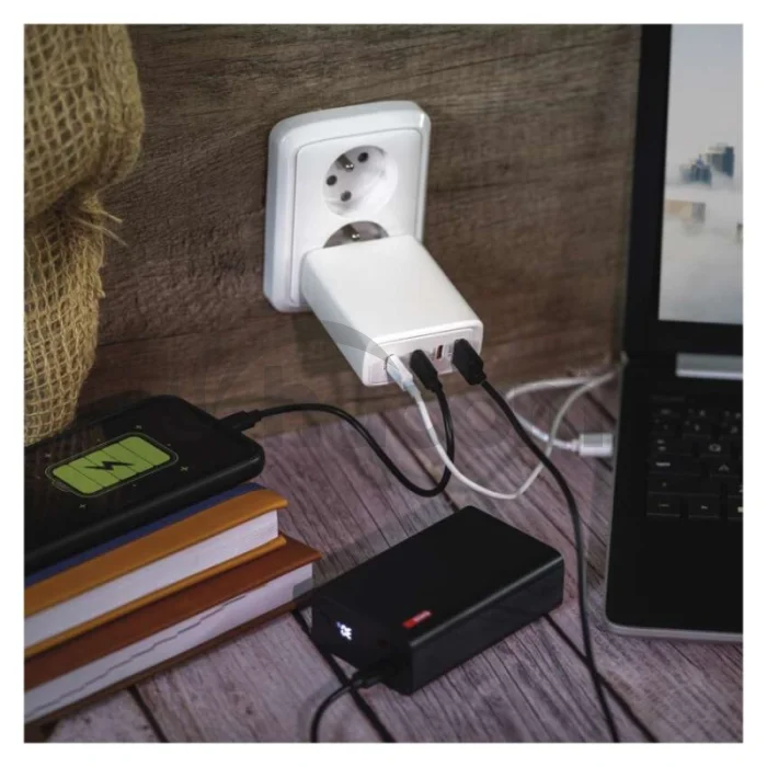 Univerzálny USB adaptér GaN do siete PD 120 W max.