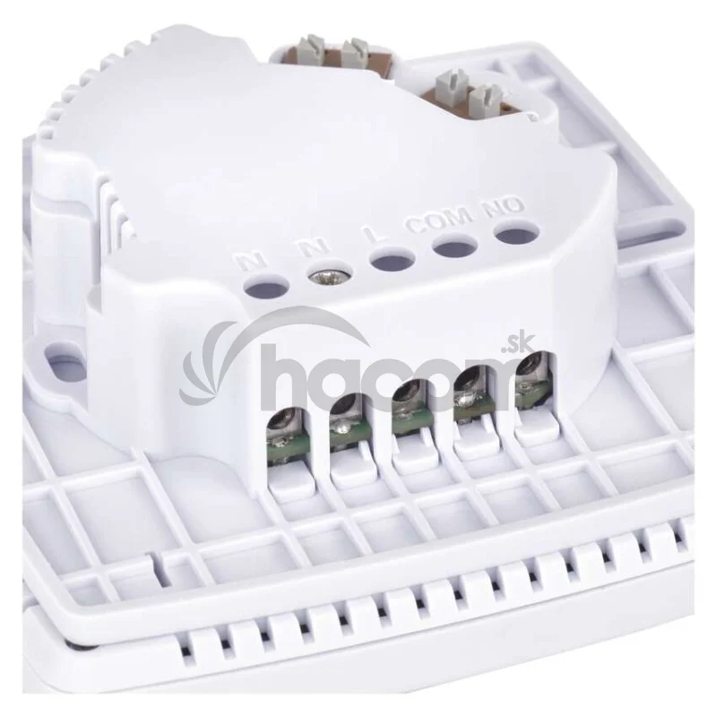 Podlahový programovateľný drôtový WiFi GoSmart termostat P56S01F