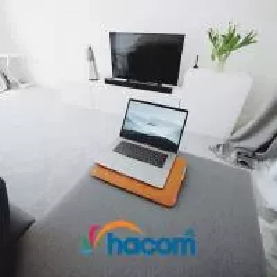 Ako prepojiť notebook s TV cez kábel alebo bezdrôtovo