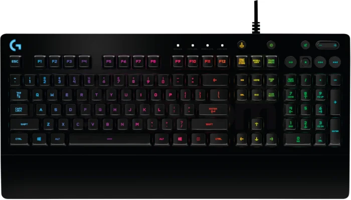 Logitech G213/Drôtová USB/US layout/Čierna