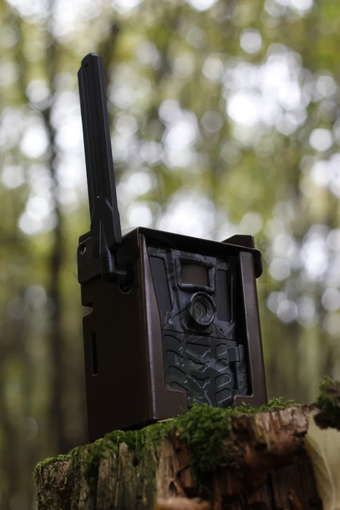 Kovový box pre fotopascu Hikmicro M15
